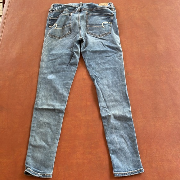 American Eagle Skinny Jeans - Picture 2 of 4